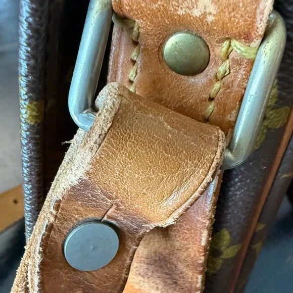 Louis Vuitton Monogram Vintage Cartouchière-Style Crossbody Shoulder Bag - Picture 10 of 11